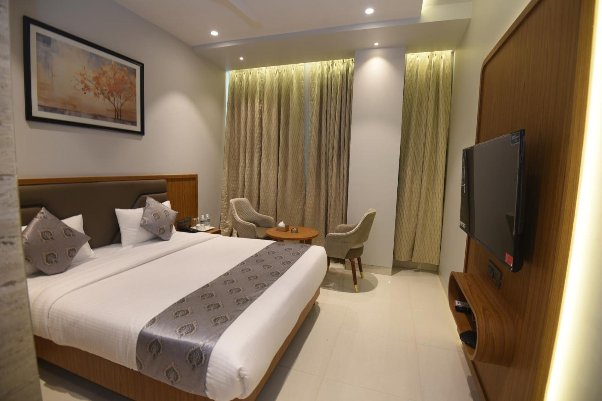 Vishnu Krupa Executive Rooms Virar Exterior photo